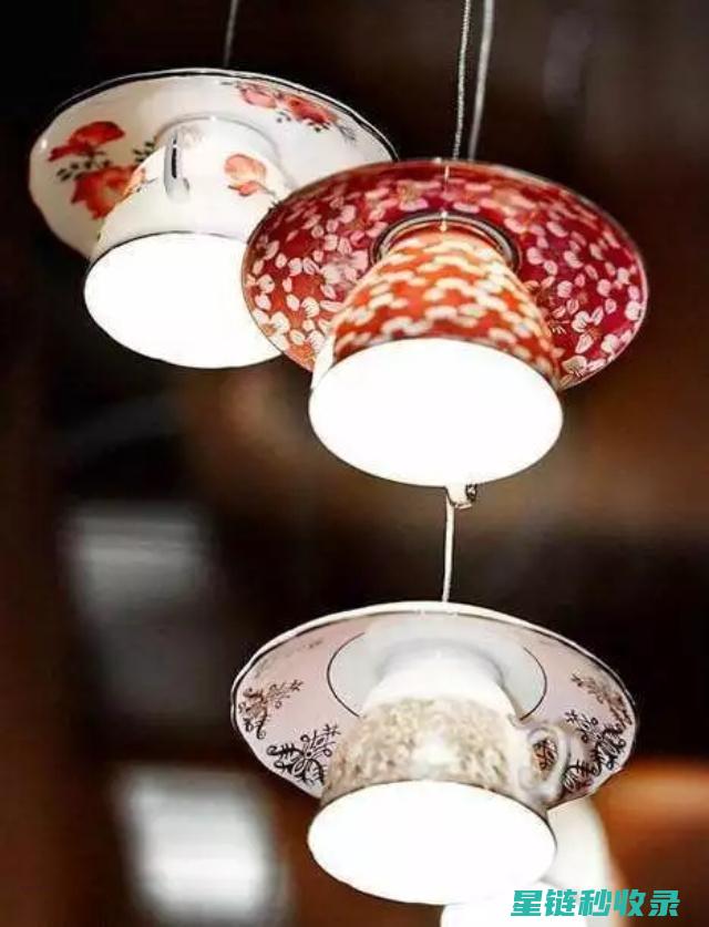 创意家居小品：利用围巾巧妙悬挂装饰空间 (家居家具小品)